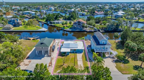 3448 Minnow Creek Dr, Hernando Beach, FL 34607