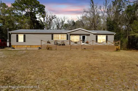 17095 Frankfort Rd, Brooksville, FL 34601