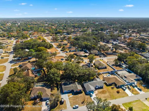 View/Area - 9302 Benrock Rd, Spring Hill, FL 34608 photo 7 of 9