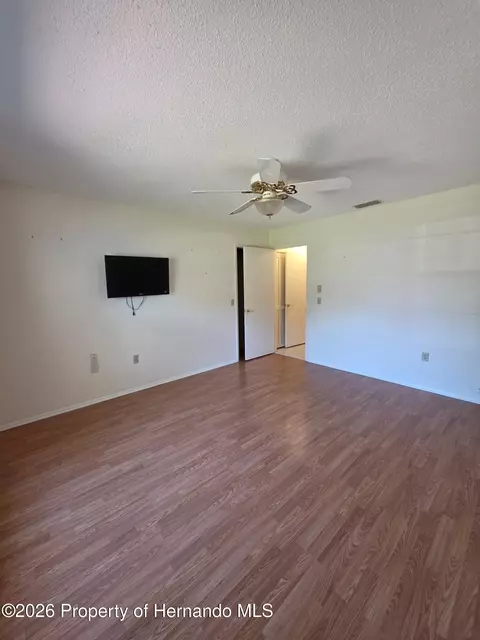 2376 Bent Pine Ct, Spring Hill, FL 34606 photo 9