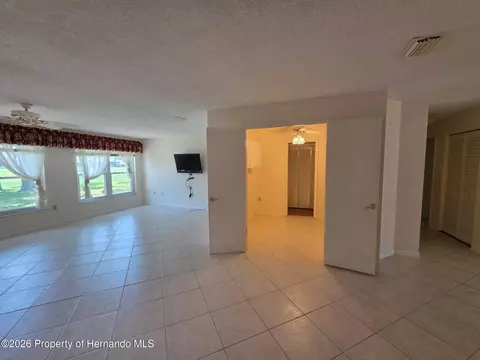 2376 Bent Pine Ct, Spring Hill, FL 34606 photo 5