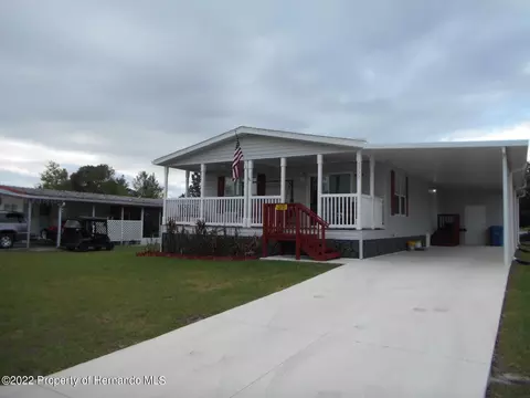 8399 Fleetway Ave, Brooksville, FL 34613