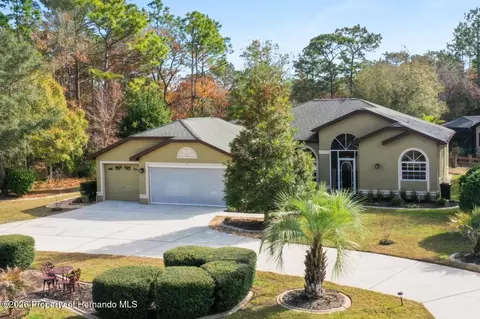1 Plumbago Dr, Homosassa, FL 34446