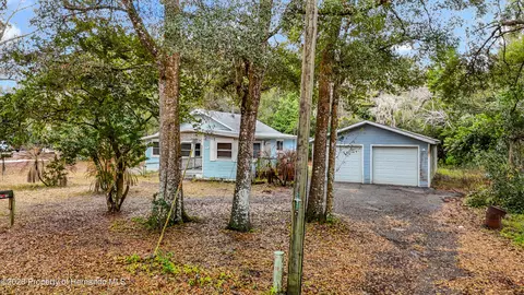 1025 Garfield Ave, Masaryktown, FL 34604