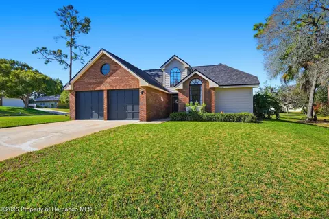 13037 Hillyer Ln, Hudson, FL 34667