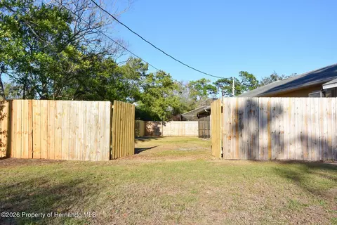 1382 Valiant Ave, Spring Hill, FL 34608 photo 4