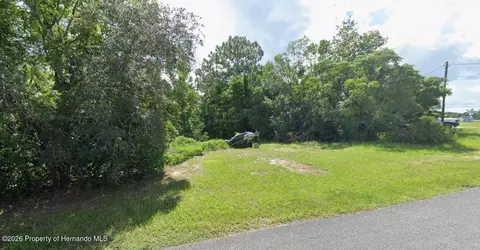 3060 Pintado Ave, Spring Hill, FL 34609 photo 7