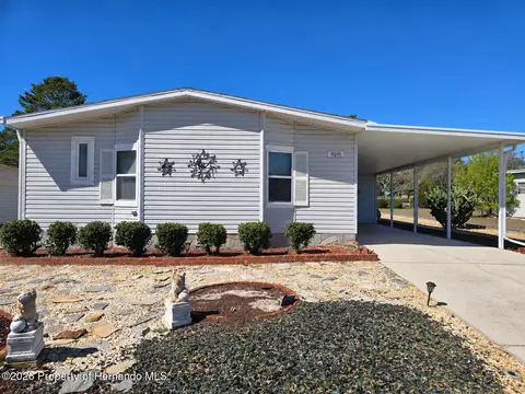 9091 Dickens Ave, Brooksville, FL 34613