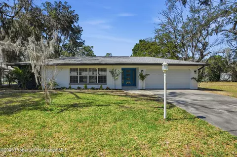 3708 N Hiawatha Ter, Crystal River, FL 34428