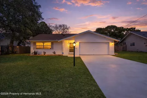 11175 Holbrook St, Spring Hill, FL 34609