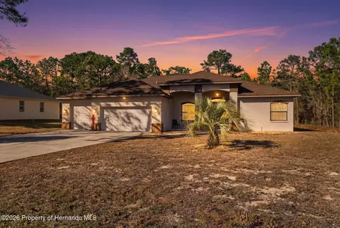 2 Pagoda Ct W, Homosassa, FL 34446
