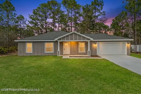 11107 Wood Owl Ave, Weeki Wachee, FL 34614