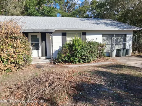 4446 Watt Ave, Spring Hill, FL 34608