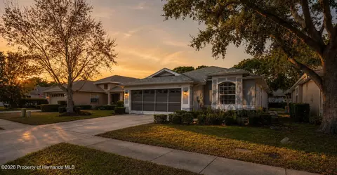 14465 Middle Fairway Dr, Spring Hill, FL 34606