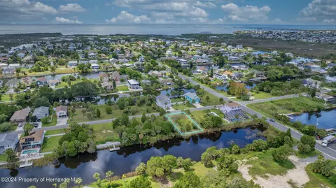3304 Rose Arbor Dr, Hernando Beach, FL 34607 photo 8