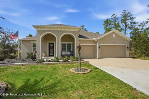 4 Vinca St, Homosassa, FL 34446