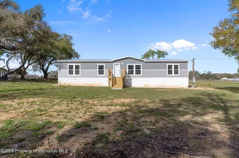10869 Old Lakeland Hwy, Dade City, FL 33525