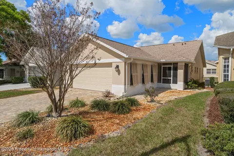 9411 Burnam Dr, Weeki Wachee, FL 34613