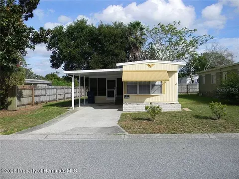 4126 Cardoon Dr, New Port Richey, FL 34653