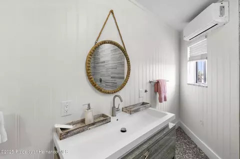 Bath - 3460 Crape Myrtle Dr, Hernando Beach, FL 34607 photo 4 of 5