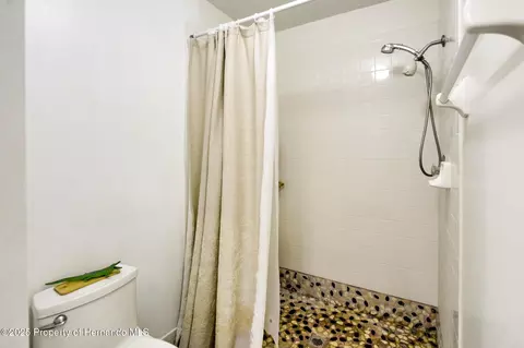 Bath - 6502 River Run Blvd, Weeki Wachee, FL 34607 photo 2 of 4