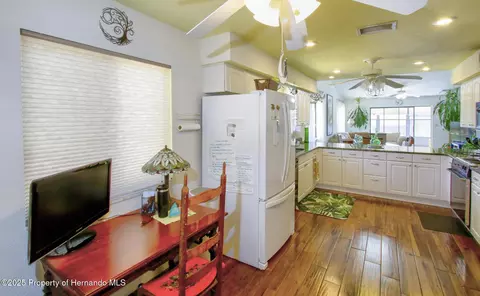 Kitchen - 6502 River Run Blvd, Weeki Wachee, FL 34607 photo 3 of 7