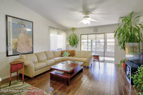 Living - 6502 River Run Blvd, Weeki Wachee, FL 34607 photo 1 of 2