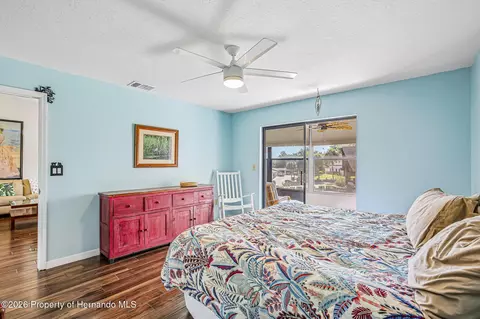 Bedroom - 6502 River Run Blvd, Weeki Wachee, FL 34607 photo 6 of 7