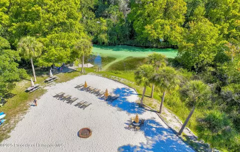 6502 River Run Blvd, Weeki Wachee, FL 34607