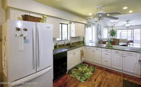 Kitchen - 6502 River Run Blvd, Weeki Wachee, FL 34607 photo 2 of 7