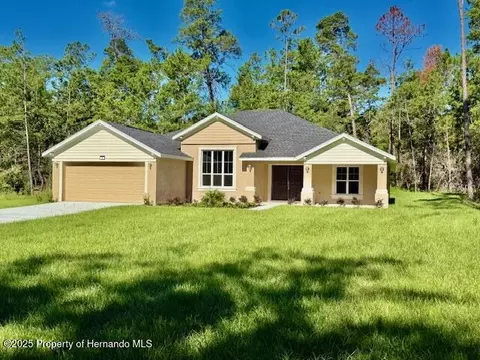 4 S Oak Village Blvd, Homosassa, FL 34446