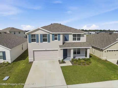 Exterior - 7517 Gardner St, Spring Hill, FL 34613 photo 5 of 9