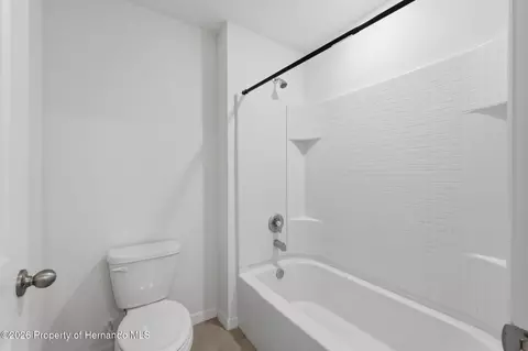 Bath - 7517 Gardner St, Spring Hill, FL 34613 photo 3 of 3