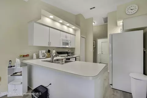 Kitchen - 7274 Aloe Dr, Spring Hill, FL 34607 photo 5 of 5