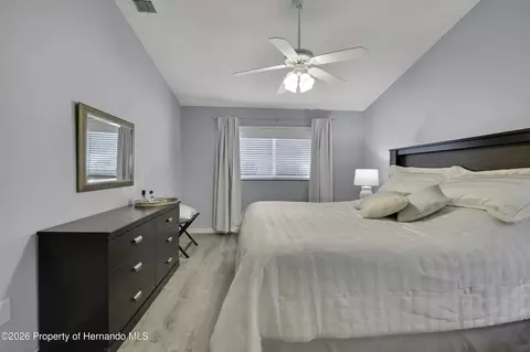 Bedroom - 7274 Aloe Dr, Spring Hill, FL 34607 photo 2 of 6
