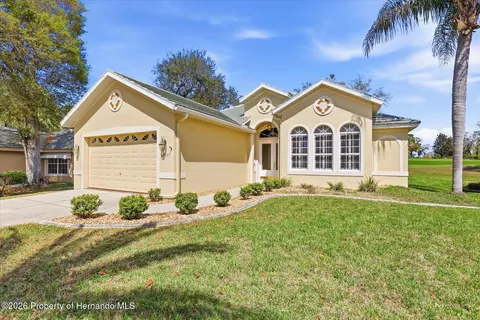 9037 Penelope Dr, Spring Hill, FL 34613