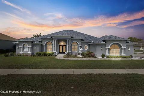 4061 Misty View Dr, Spring Hill, FL 34609