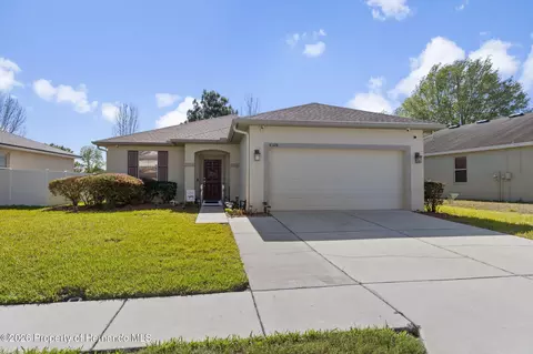 8398 Indian Laurel Ln, Brooksville, FL 34613