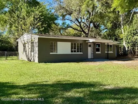 18 Croom Rd, Brooksville, FL 34601