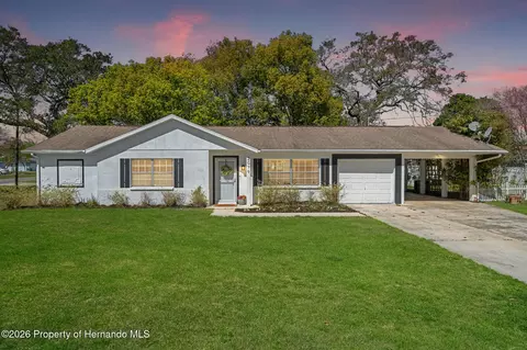 2079 Trenton Ave, Spring Hill, FL 34606