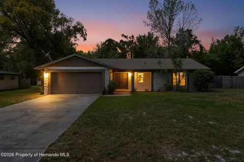 5485 Pinehurst Dr, Spring Hill, FL 34606