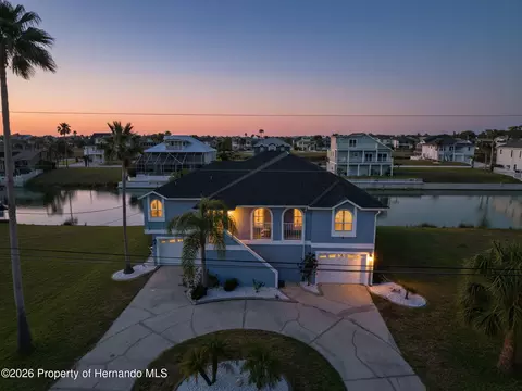 3511 Triggerfish Dr, Hernando Beach, FL 34607