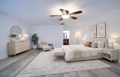 Bedroom - 12050 Cavern Rd, Spring Hill, FL 34609 photo 1 of 5