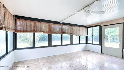 Exterior - 12050 Cavern Rd, Spring Hill, FL 34609 photo 5 of 11