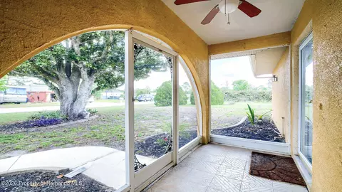 Exterior - 12050 Cavern Rd, Spring Hill, FL 34609 photo 3 of 11