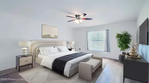 Bedroom - 12050 Cavern Rd, Spring Hill, FL 34609 photo 2 of 5