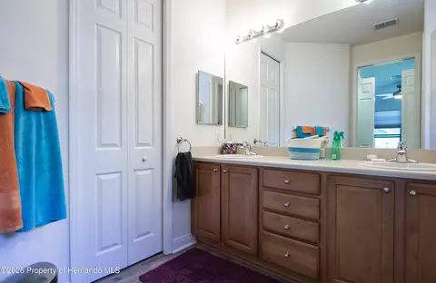 Bath - 1591 W Laurel Glen Path, Hernando, FL 34442 photo 1 of 5