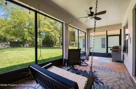 Exterior - 1591 W Laurel Glen Path, Hernando, FL 34442 photo 5 of 12
