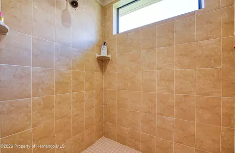 Bath - 1591 W Laurel Glen Path, Hernando, FL 34442 photo 4 of 5