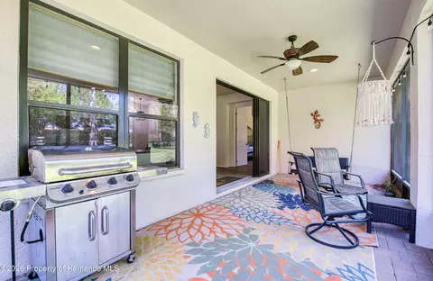 Exterior - 1591 W Laurel Glen Path, Hernando, FL 34442 photo 6 of 12